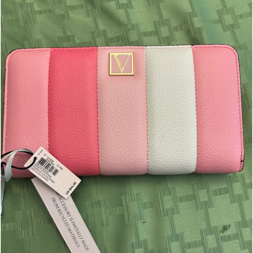 Victoria’s Secret Wallet